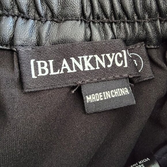 BlankNYC Joggers‎ Black Vegan Leather Jogger Pants Size 28 Fun Classic City - Picture 5 of 11